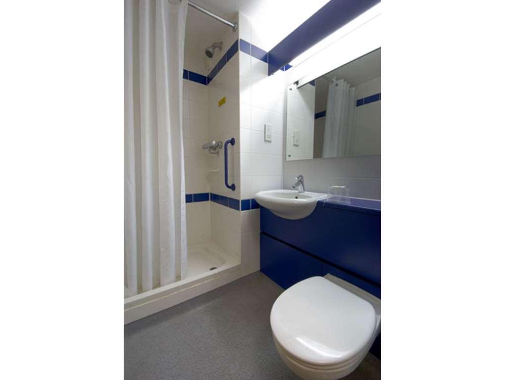 Travelodge Newbury Tot Hill Highclere Zewnętrze zdjęcie