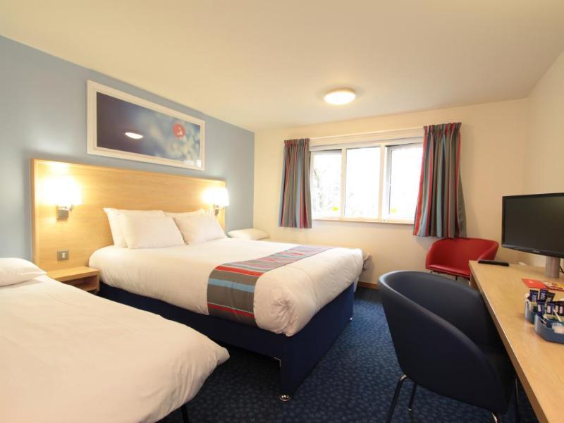 Travelodge Newbury Tot Hill Highclere Zewnętrze zdjęcie